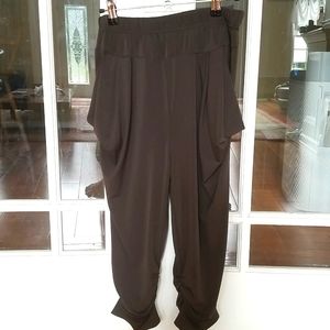Women's capris
